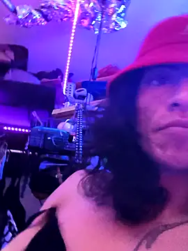 Snapshot of gurlnips chatting on March 2026 05:24:01 AM gurlnips online show from March 2026 05:24:01 AM