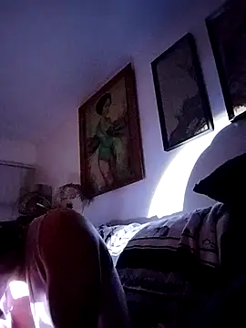 Snapshot of gurlnips chatting on February 2026 06:40:02 AM gurlnips online show from February 2026 06:40:02 AM