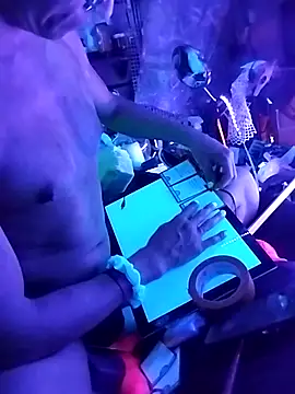 Snapshot of gurlnips chatting on March 2026 05:50:01 AM gurlnips online show from March 2026 05:50:01 AM