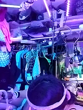 Snapshot of gurlnips chatting on March 2026 11:47:01 AM gurlnips online show from March 2026 11:47:01 AM