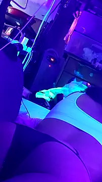 Snapshot of gurlnips chatting on March 2026 04:51:02 PM gurlnips online show from March 2026 04:51:02 PM