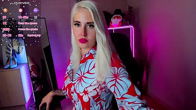 Snapshot of Mermaid_N chatting on June 2026 01:33:01 AM Mermaid N online show from June 2026 01:33:01 AM