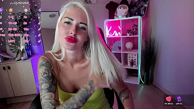 Snapshot of Mermaid_N chatting on July 2026 06:47:02 AM Mermaid N online show from July 2026 06:47:02 AM