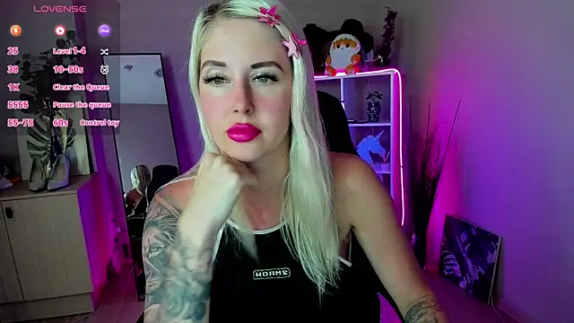 Snapshot of Mermaid_N chatting on June 2026 01:28:02 AM Mermaid N online show from June 2026 01:28:02 AM