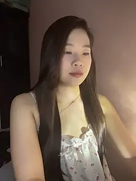 Snapshot of Bae1103 chatting on May 2026 03:36:01 AM Bae1103 online show from May 2026 03:36:01 AM