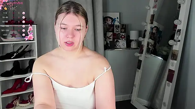 Rebecca Kelly online show from February 2026 02:40:02 AM