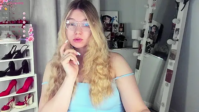 Rebecca Kelly online show from February 2026 02:30:01 AM