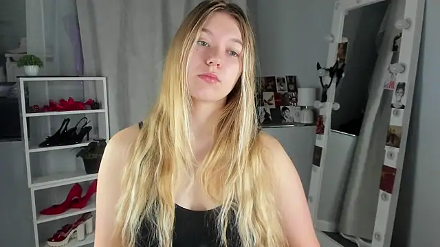 Rebecca Kelly online show from September 2025 02:07:02 AM