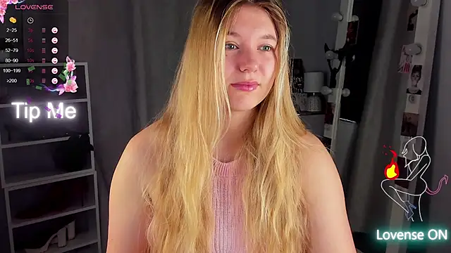 Rebecca Kelly online show from September 2025 01:45:02 AM