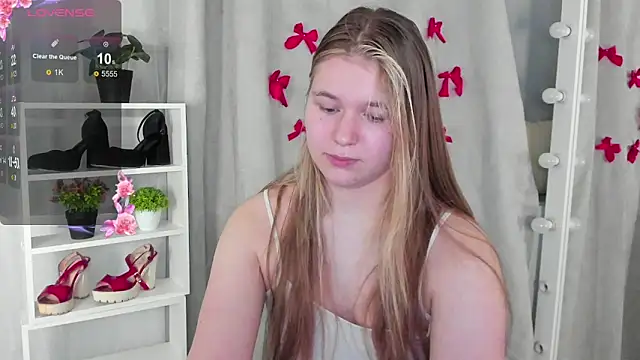 Rebecca Kelly online show from February 2025 09:35:02 PM
