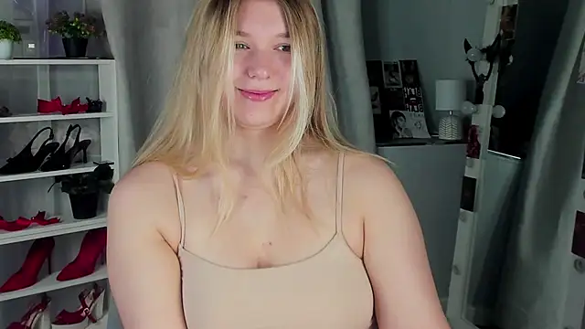 Rebecca Kelly online show from October 2025 02:02:02 AM