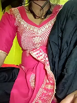 Snapshot of Cute_Suhani chatting on February 2025 04:43:02 PM Cute Suhani online show from February 2025 04:43:02 PM