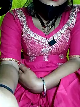 Snapshot of Cute_Suhani chatting on February 2025 04:58:01 PM Cute Suhani online show from February 2025 04:58:01 PM