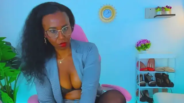 alexajhonson1012 online show from February 2026 06:10:02 PM