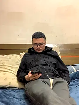 lililiwuwuwu online show from December 2024 01:27:02 PM