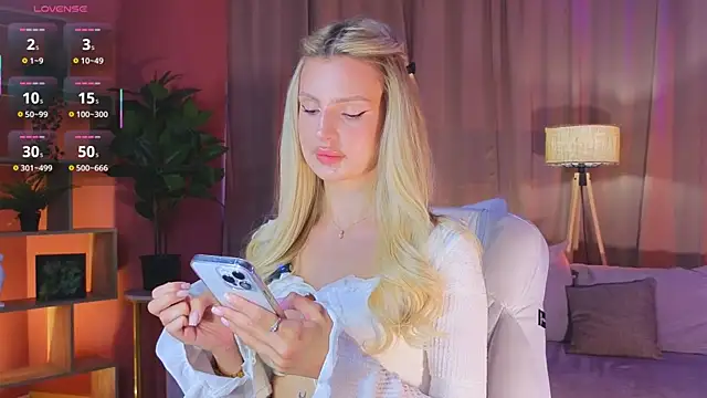 Snapshot of Grace_Gordon chatting on September 2025 04:57:01 AM Grace Gordon online show from September 2025 04:57:01 AM