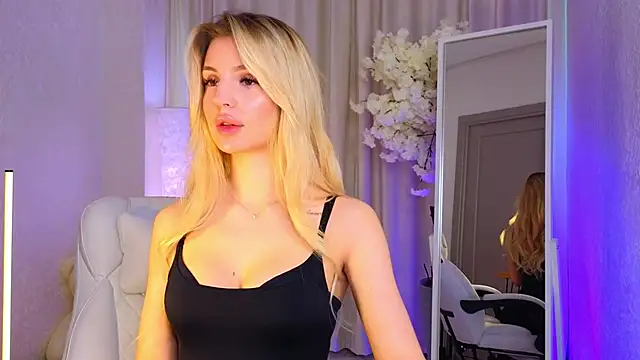 Snapshot of Grace_Gordon chatting on March 2025 04:32:01 AM Grace Gordon online show from March 2025 04:32:01 AM