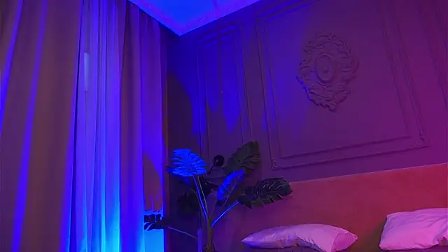 Liv Fay online show from October 2025 03:12:01 PM