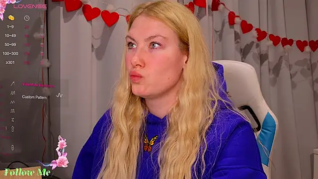 Liv Fay online show from February 2025 01:32:01 PM