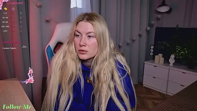 Liv Fay online show from February 2025 01:44:01 PM