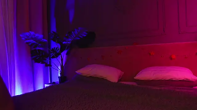 Liv Fay online show from October 2025 02:17:02 PM