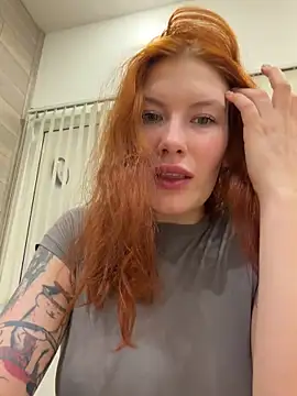 Liv Fay online show from February 2026 01:40:02 PM