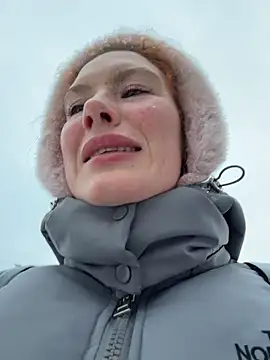 Liv Fay online show from February 2026 01:11:02 PM