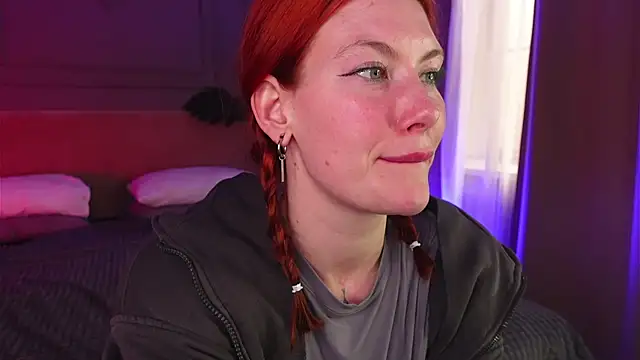 Liv Fay online show from April 2026 02:34:01 PM