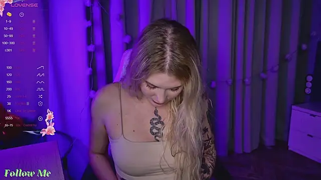 Liv Fay online show from February 2025 10:58:02 PM