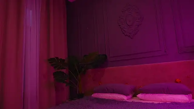 Liv Fay online show from November 2025 02:21:02 PM