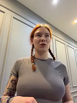 Liv Fay online show from March 2026 12:44:02 PM