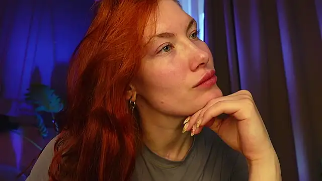 Liv Fay online show from February 2026 03:01:01 PM