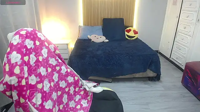 Snapshot of sailor_moon07 chatting on June 2026 05:57:01 AM sailor moon07 online show from June 2026 05:57:01 AM