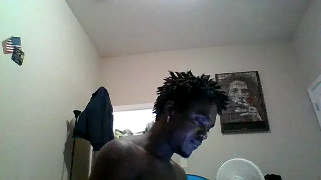 Hugedick0071 online show from September 2025 12:00:02 PM
