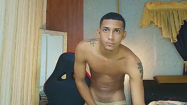 dominic smith  online show from June 2026 03:23:02 AM