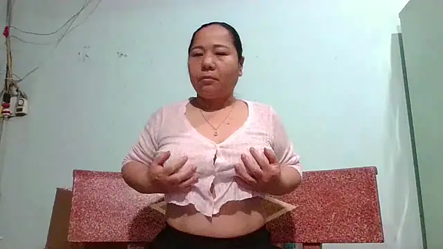 Queen 18200 online show from March 2026 10:22:01 PM