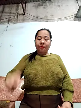 Queen 18200 online show from December 2025 10:20:02 PM