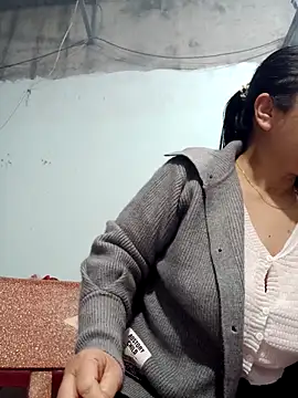 Queen 18200 online show from February 2026 10:29:01 PM