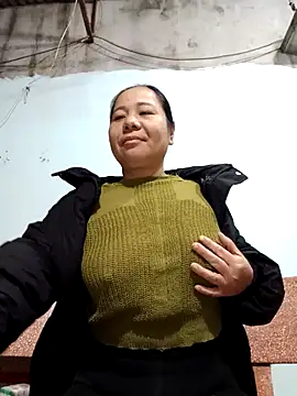 Queen 18200 online show from January 2026 10:16:02 PM