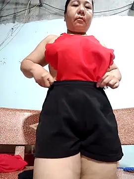 Queen 18200 online show from April 2026 10:24:02 PM