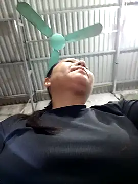 Queen 18200 online show from March 2026 09:59:01 PM