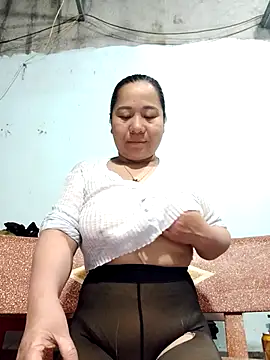 Queen 18200 online show from February 2026 09:58:02 PM