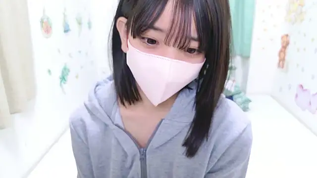 -Yuria- online show from December 2024 01:57:02 PM