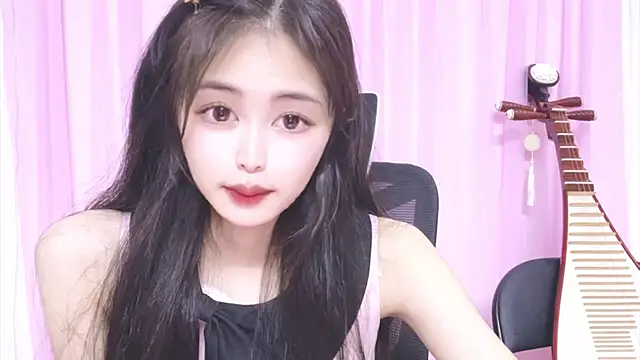 ---MIA--- online show from October 2025 02:07:02 PM