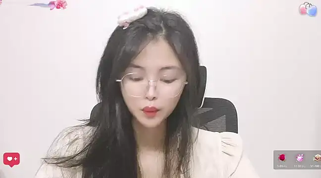 Snapshot of ---MIA--- chatting on February 2025 03:37:02 PM ---MIA--- online show from February 2025 03:37:02 PM