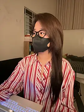 Jenni nana online show from April 2026 05:41:01 PM