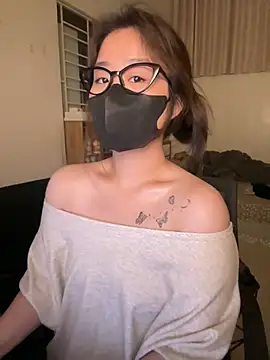Jenni nana online show from May 2026 05:01:01 PM