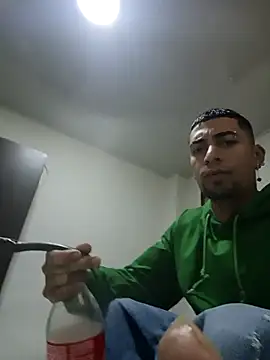 DrakeNeumann online show from November 2025 02:00:02 PM