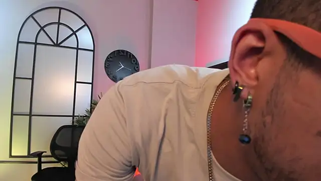 DrakeNeumann online show from March 2026 03:24:01 AM