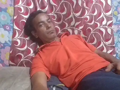 Bangingchick online show from November 2025 04:43:02 PM